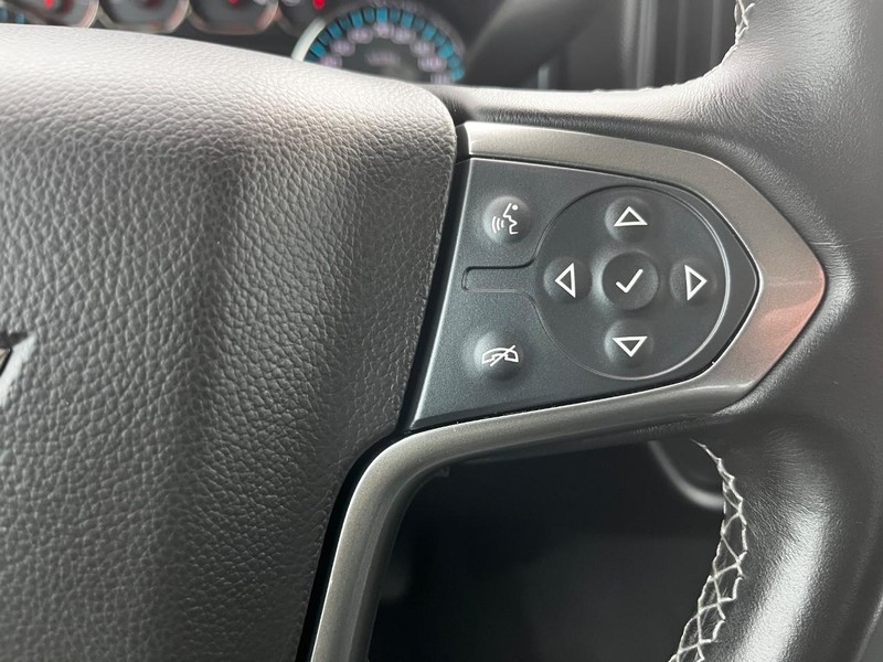 Chevrolet Silverado 1500 Vehicle Image 17