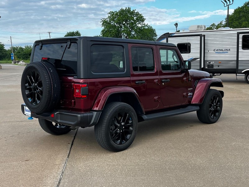 Jeep Wrangler 4xe Vehicle Image 03