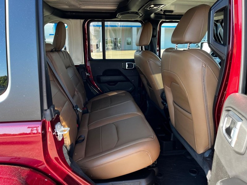 Jeep Wrangler 4xe Vehicle Image 10