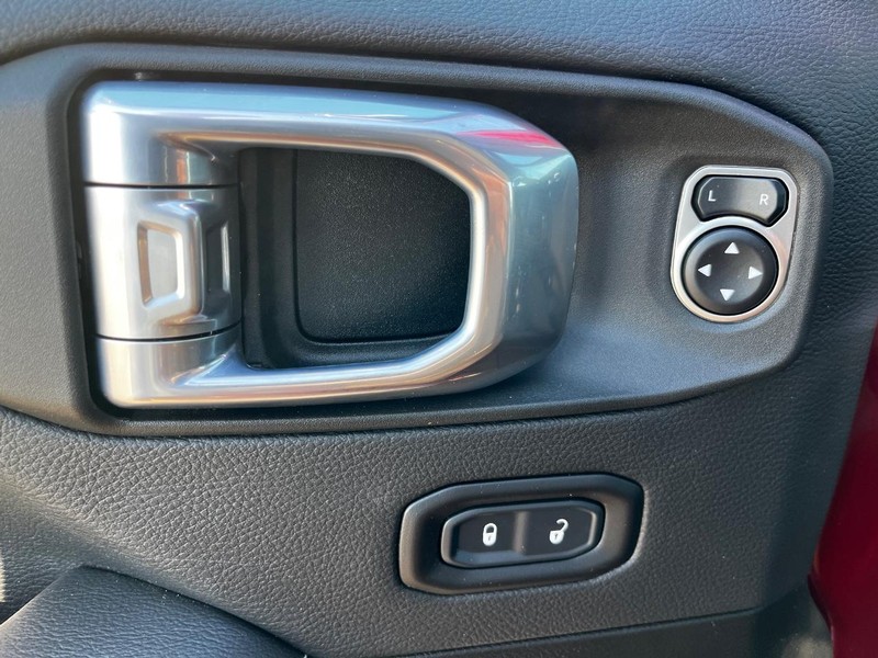 Jeep Wrangler 4xe Vehicle Image 14