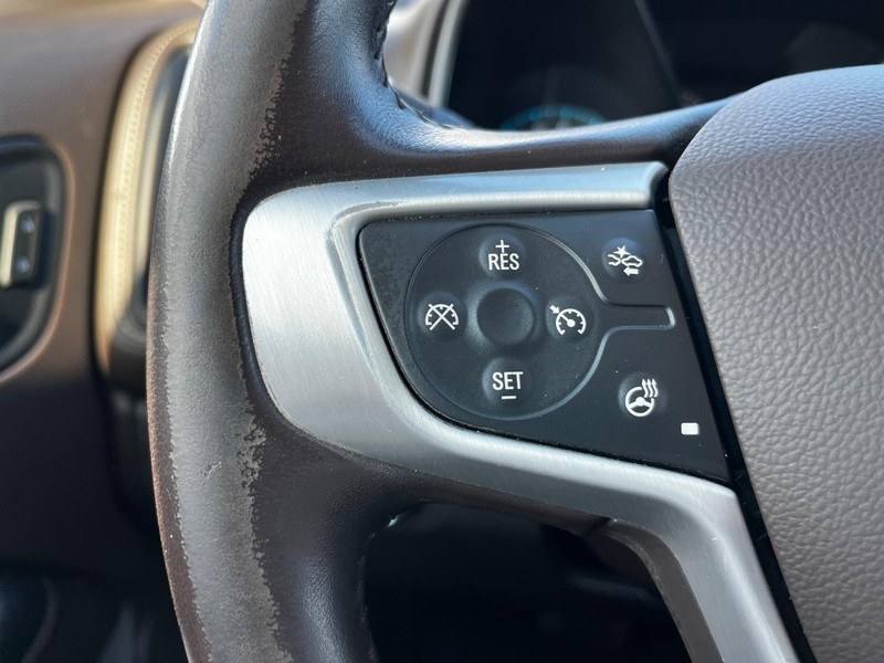 GMC Canyon Vehicle Image 16