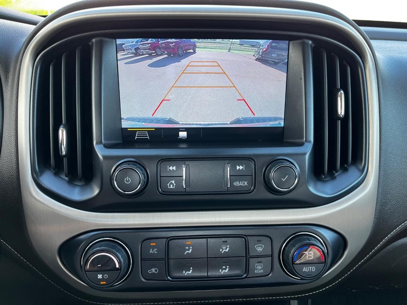 GMC Canyon Vehicle Image 21