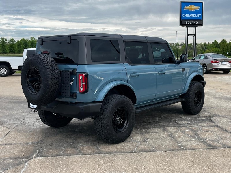 Ford Bronco Vehicle Image 03
