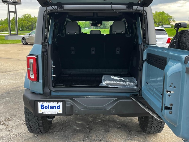 Ford Bronco Vehicle Image 05