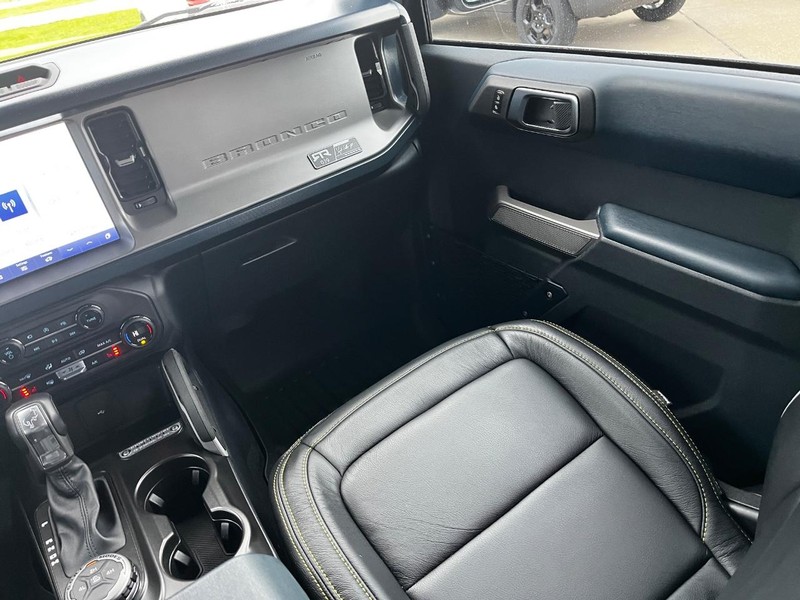 Ford Bronco Vehicle Image 13