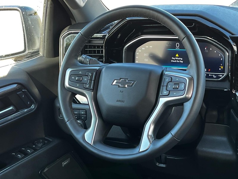 Chevrolet Silverado 1500 Vehicle Image 12