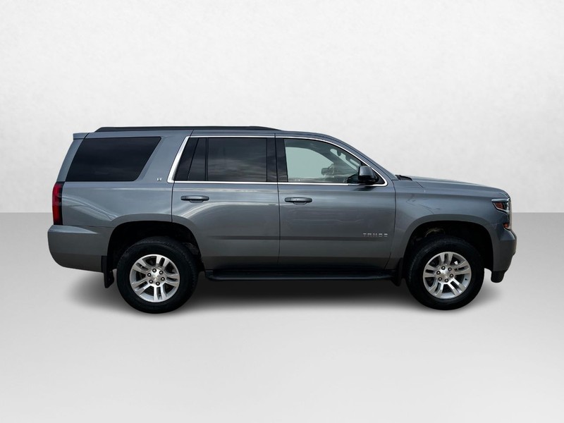Chevrolet Tahoe Vehicle Image 02