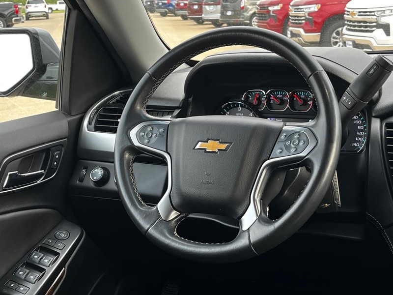 Chevrolet Tahoe Vehicle Image 14