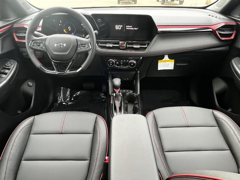 Chevrolet TrailBlazer Vehicle Image 06