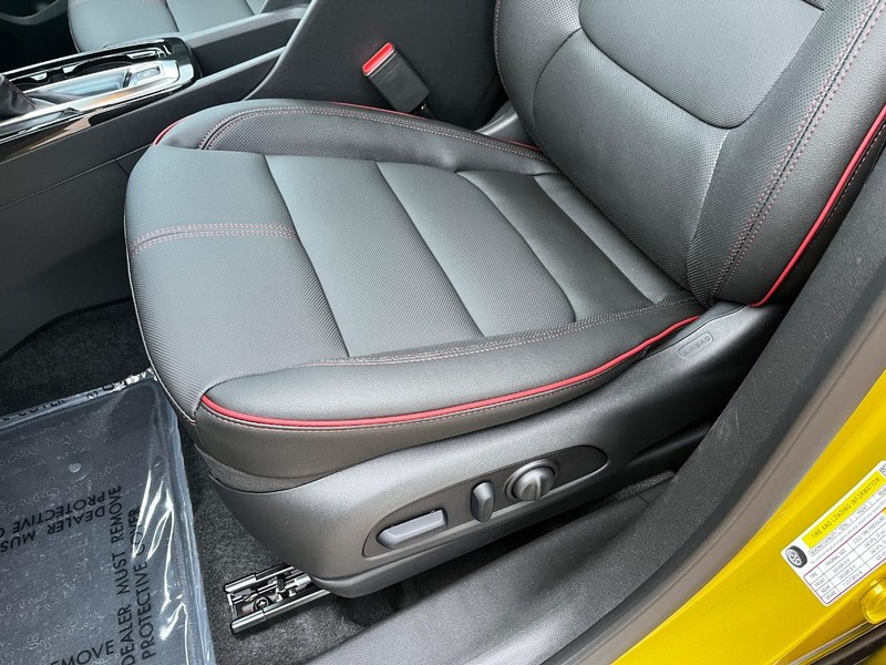 Chevrolet TrailBlazer Vehicle Image 10