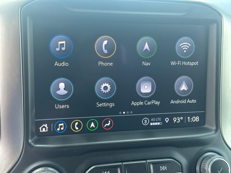 Chevrolet Silverado 2500HD Vehicle Image 18
