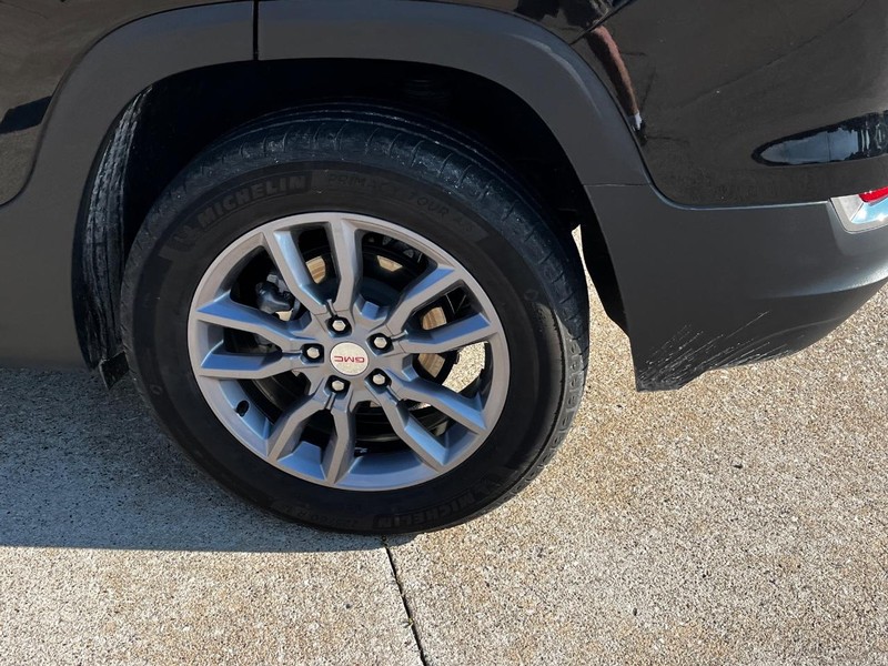 GMC Terrain Vehicle Image 07