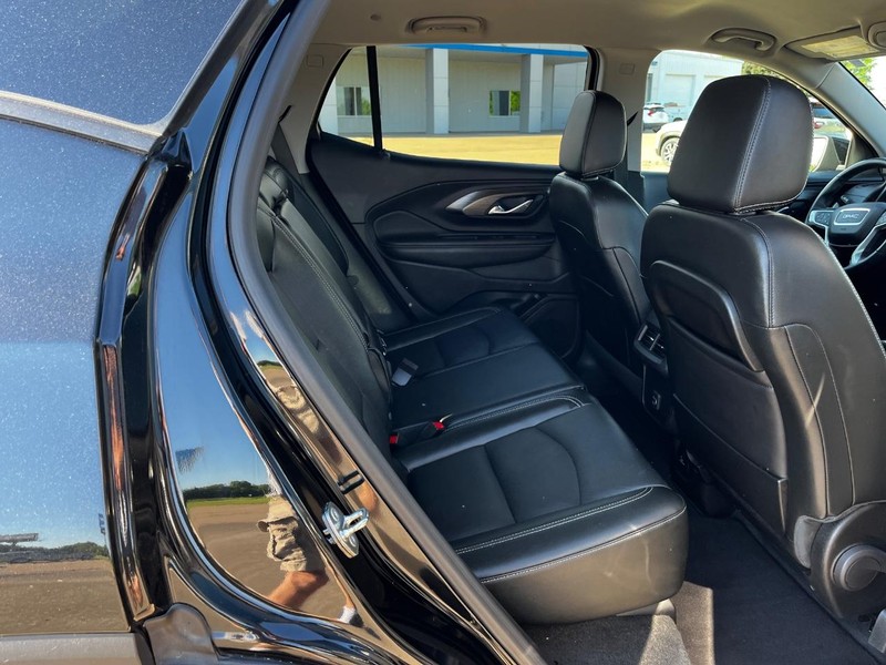 GMC Terrain Vehicle Image 10