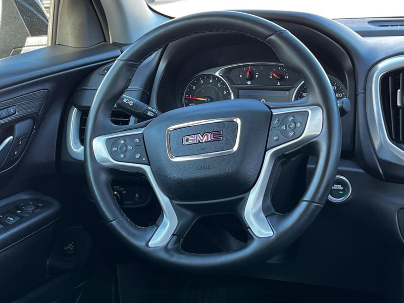 GMC Terrain Vehicle Image 12