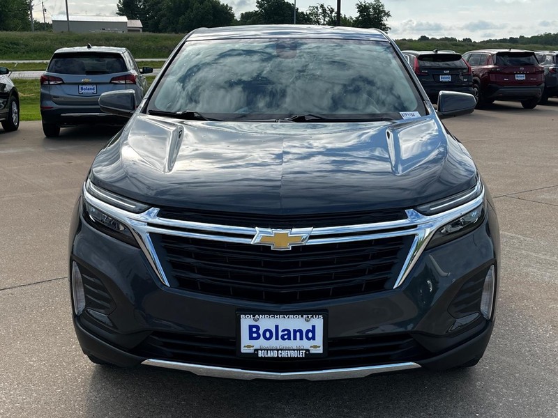 Chevrolet Equinox Vehicle Image 09
