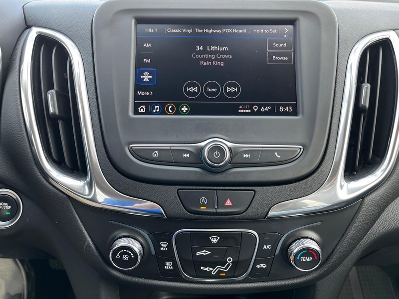 Chevrolet Equinox Vehicle Image 21