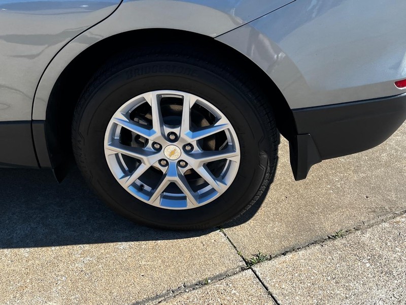 Chevrolet Equinox Vehicle Image 07