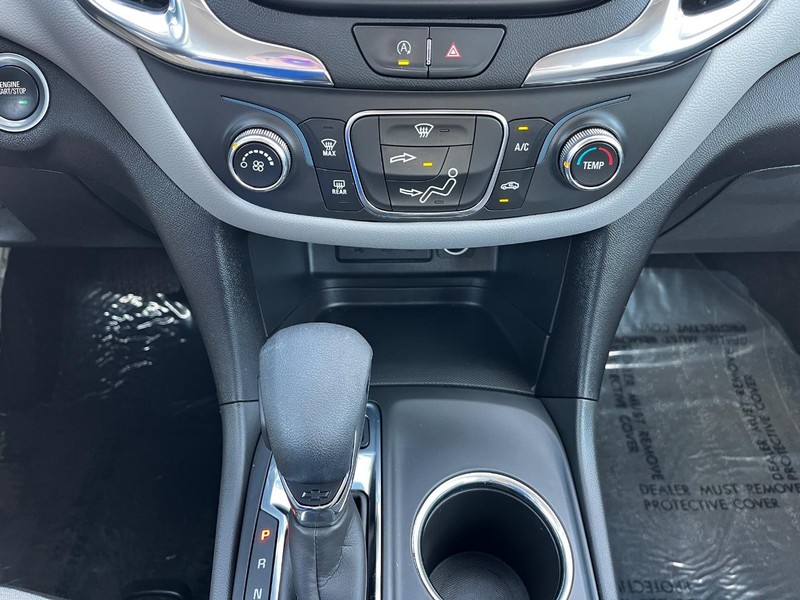 Chevrolet Equinox Vehicle Image 19