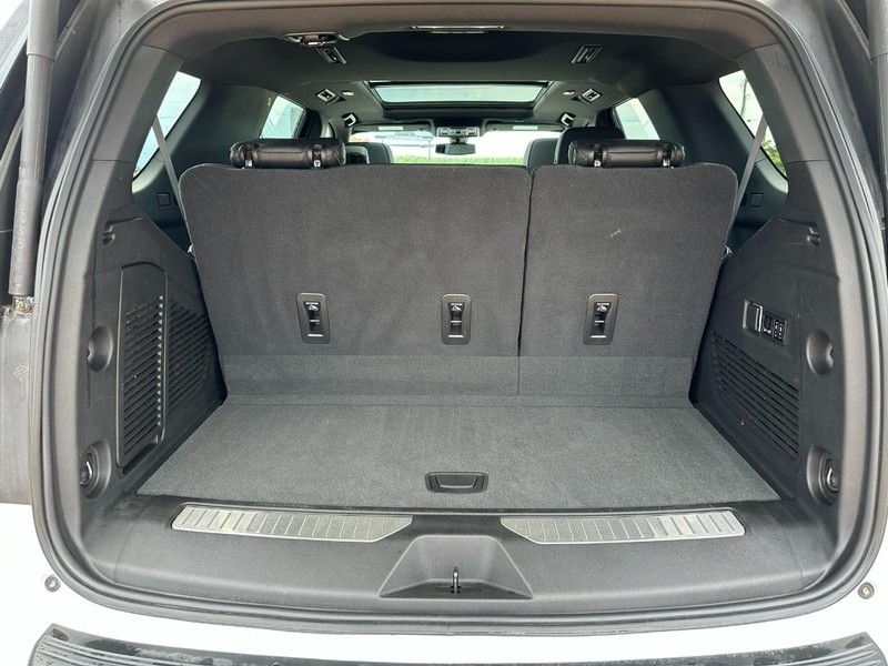 Chevrolet Tahoe Vehicle Image 05