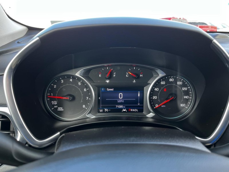 Chevrolet Equinox Vehicle Image 18