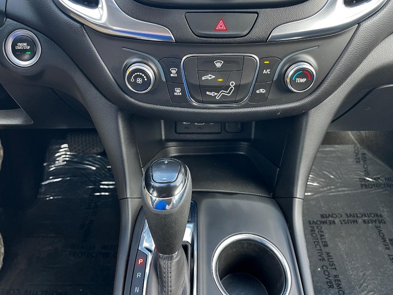 Chevrolet Equinox Vehicle Image 19