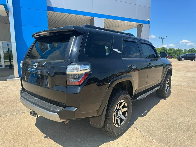 Toyota 4Runner Vehicle Image 03