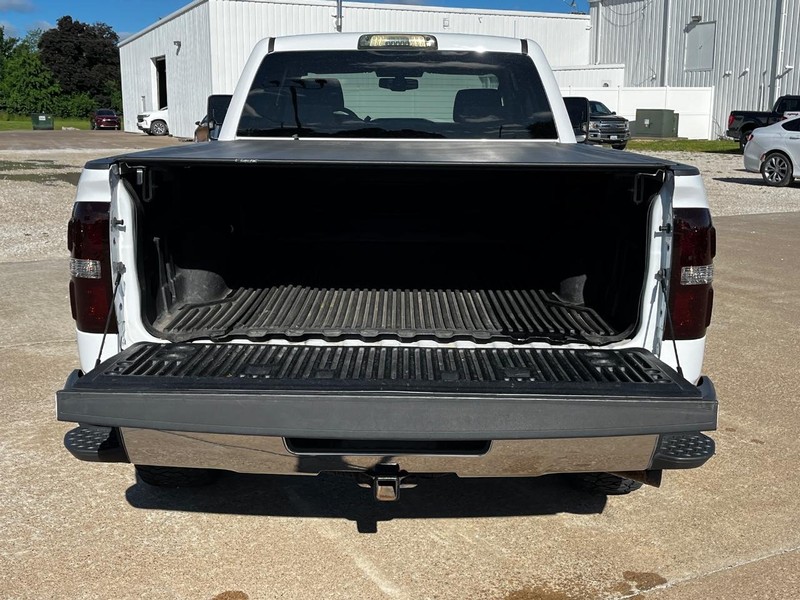 GMC Sierra 1500 Vehicle Image 05