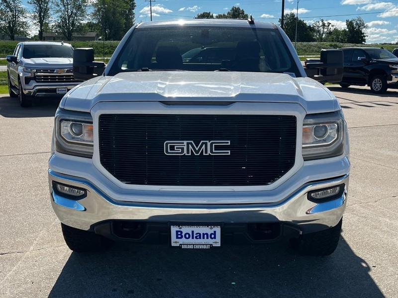 GMC Sierra 1500 Vehicle Image 09