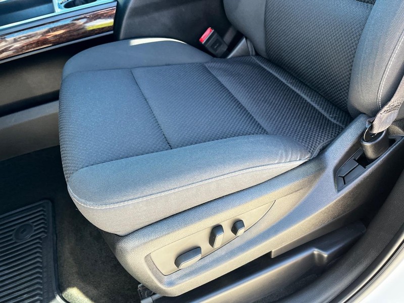 GMC Sierra 1500 Vehicle Image 15