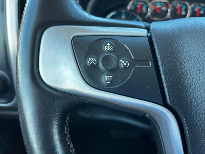 GMC Sierra 1500 Vehicle Image 16