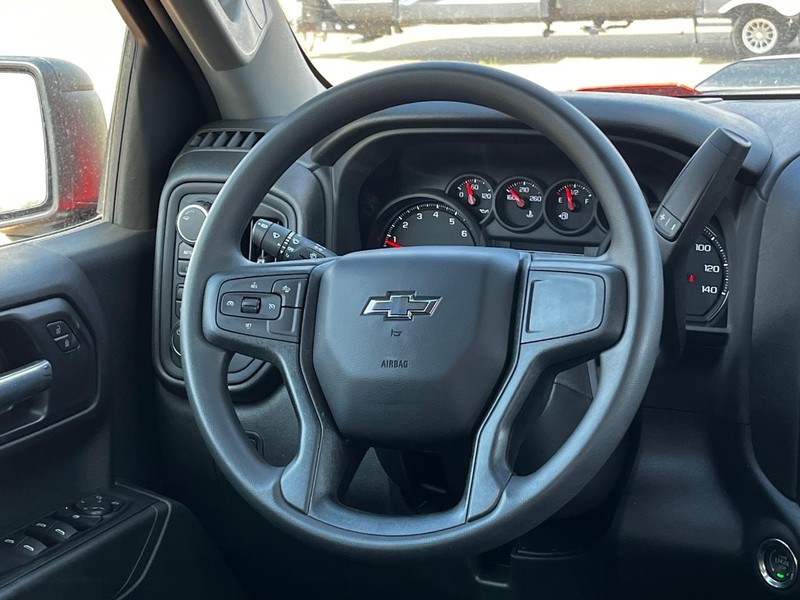 Chevrolet Silverado 1500 Vehicle Image 06
