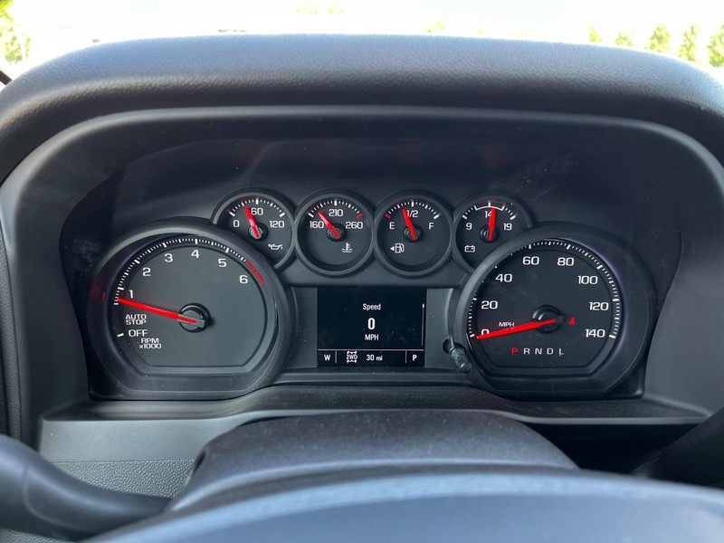 Chevrolet Silverado 1500 Vehicle Image 12