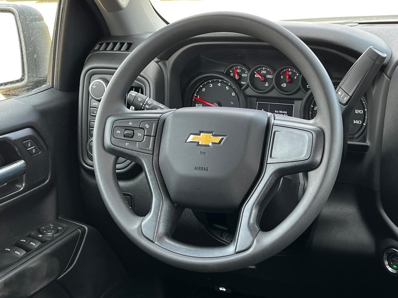 Chevrolet Silverado 1500 Vehicle Image 06