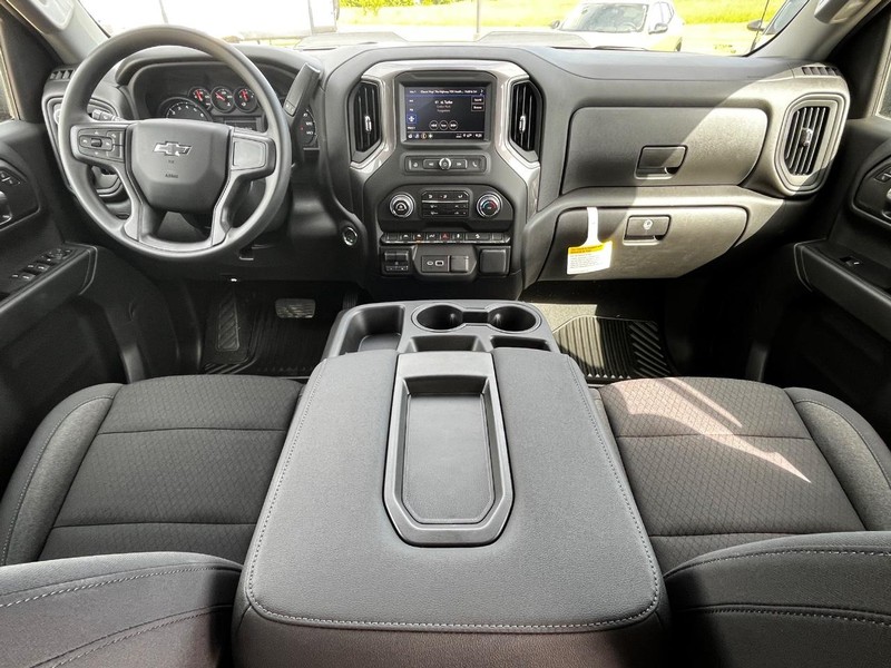 Chevrolet Silverado 1500 Vehicle Image 05