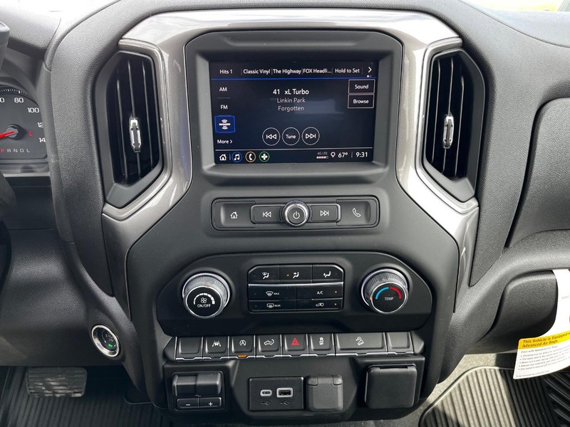 Chevrolet Silverado 1500 Vehicle Image 13