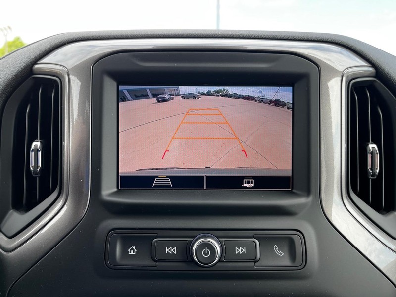 Chevrolet Silverado 1500 Vehicle Image 14