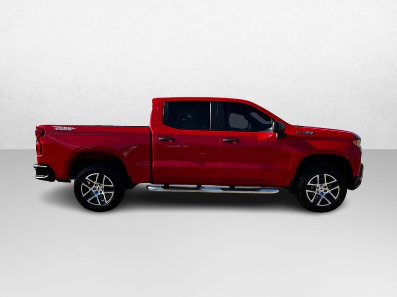 Chevrolet Silverado 1500 Vehicle Image 02