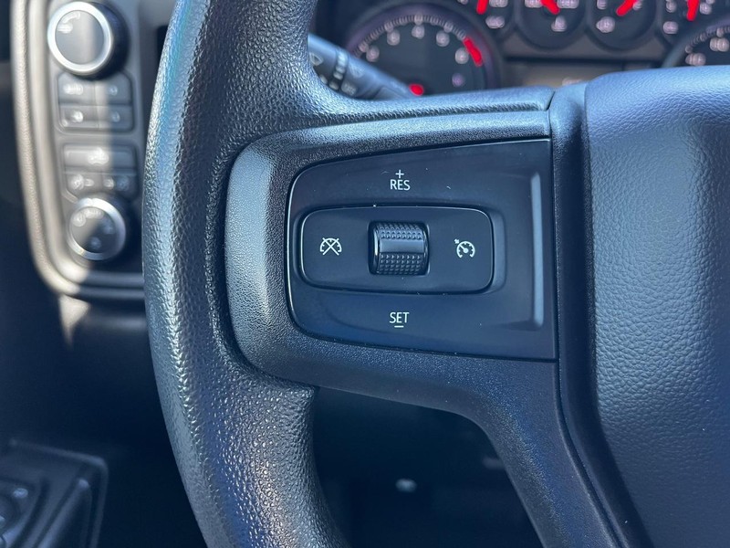 Chevrolet Silverado 1500 Vehicle Image 18