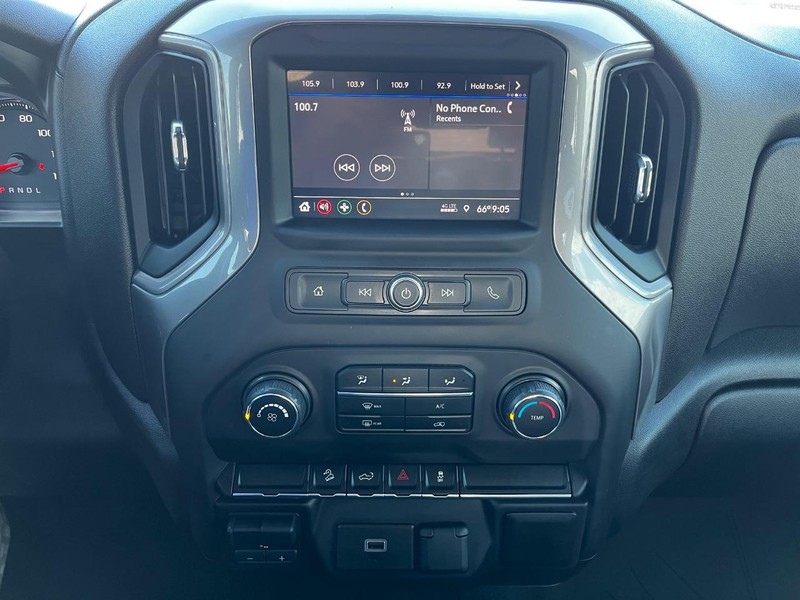 Chevrolet Silverado 1500 Vehicle Image 20