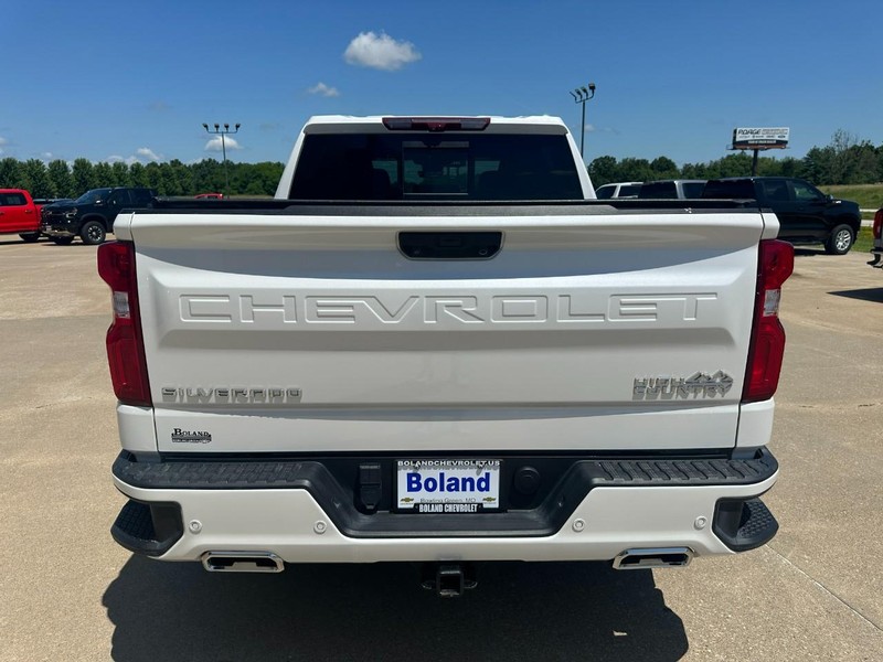 Chevrolet Silverado 1500 Vehicle Image 04