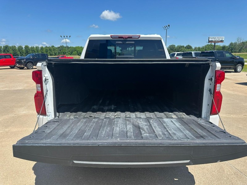 Chevrolet Silverado 1500 Vehicle Image 05