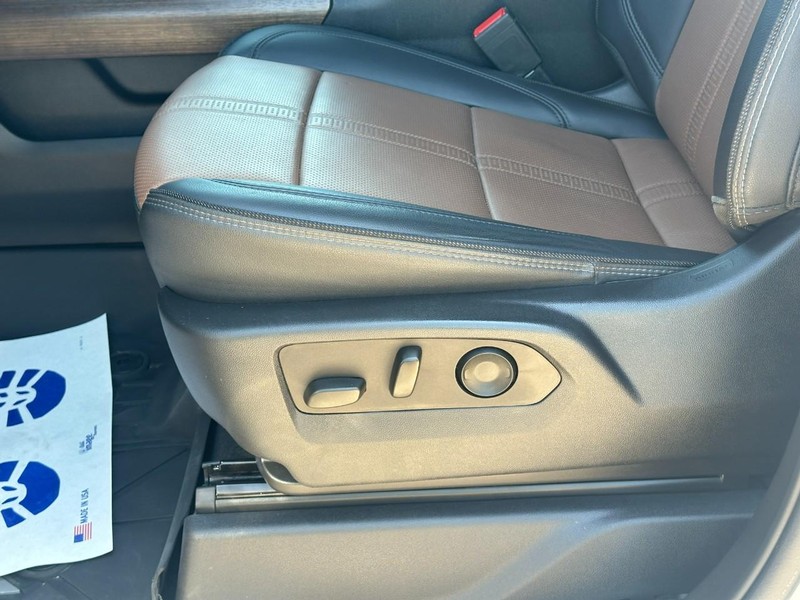 Chevrolet Silverado 1500 Vehicle Image 19