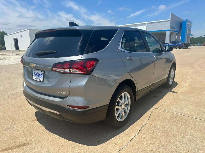 Chevrolet Equinox Vehicle Image 03