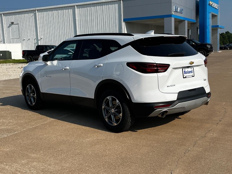 Chevrolet Blazer Vehicle Image 06