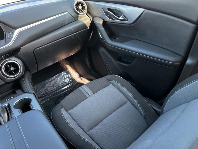 Chevrolet Blazer Vehicle Image 13