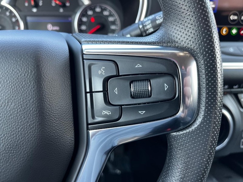 Chevrolet Blazer Vehicle Image 17