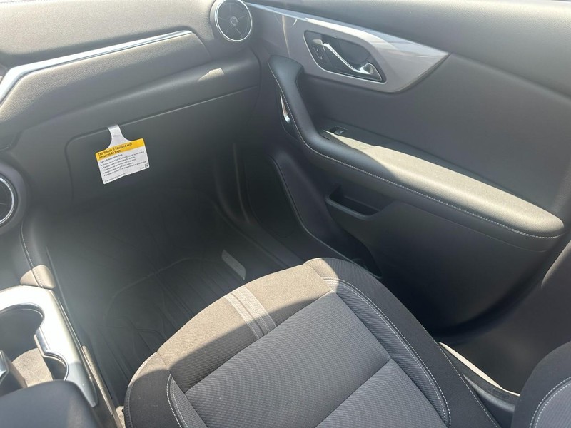 Chevrolet Blazer Vehicle Image 15