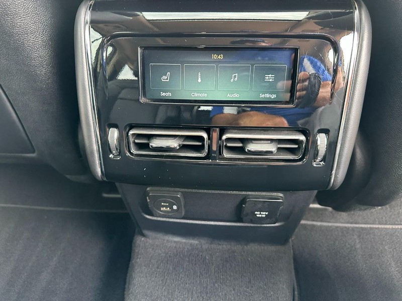 Lincoln Aviator Vehicle Image 06