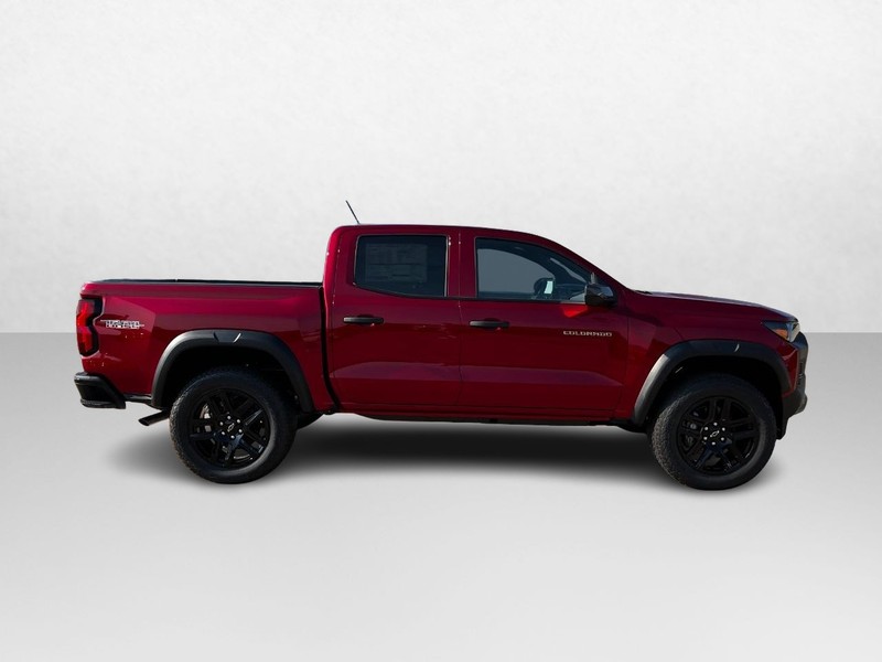 Chevrolet Colorado Vehicle Image 02