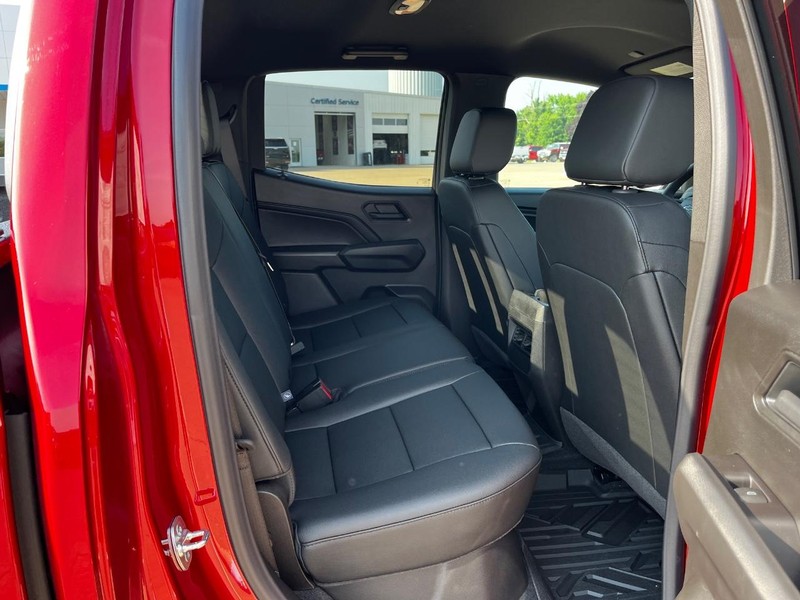 Chevrolet Colorado Vehicle Image 04